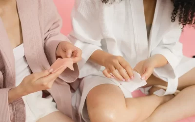 دليل شامل لإزالة الشعر بالشمع: فهم عملية إزالة شعر الساق والوجه واليد